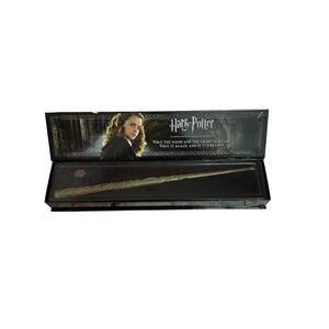 The Noble Collection Harry Potter Hermione Granger Brown Wand Illuminating Tip‎